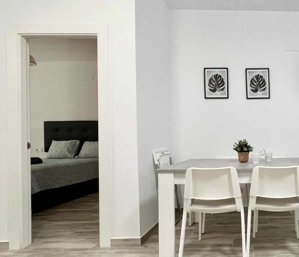 Los Tilos Suites-Vialia มาลากา ภายนอก รูปภาพ
