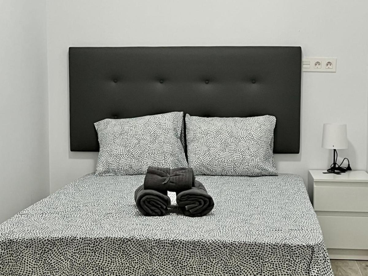 Los Tilos Suites-Vialia มาลากา ภายนอก รูปภาพ