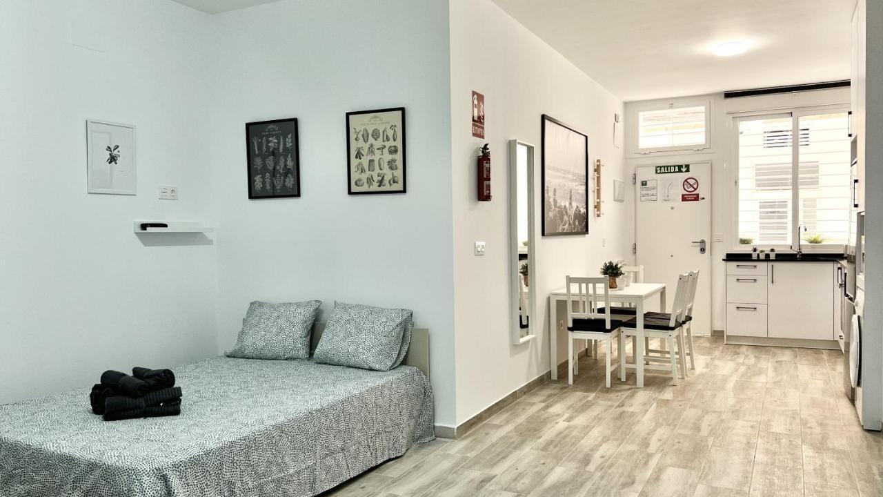 Los Tilos Suites-Vialia มาลากา ภายนอก รูปภาพ