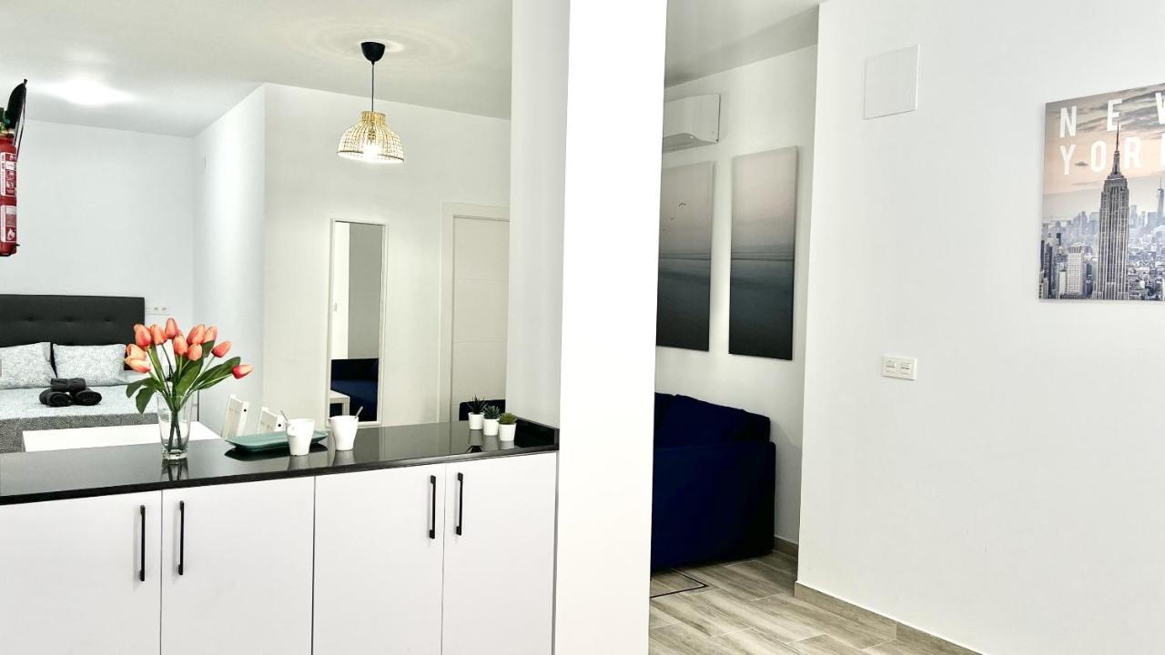 Los Tilos Suites-Vialia มาลากา ภายนอก รูปภาพ